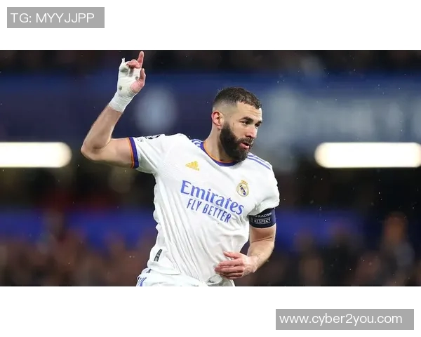 本泽马的传奇之路:从法甲新星到世界足球巨星的辉煌历程 本泽马的传奇之路:从法甲新星到世界足球巨星的辉煌历程