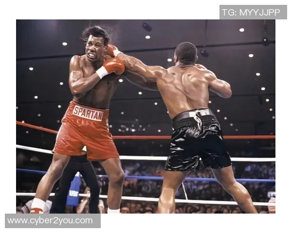 泰森与小罗伊琼斯对决分析：拳击传奇的巅峰对决与技术解析