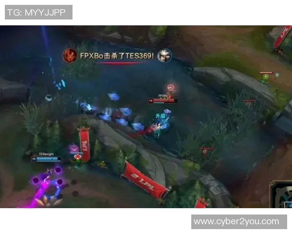 赛后分析：TES与V5对决中的战术博弈与团队协作探讨