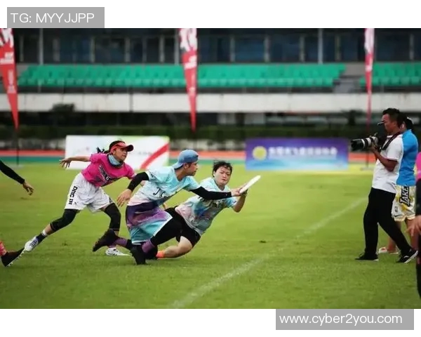 广州飞盘队灵活性分析与战术应用的深度探讨 广州飞盘队灵活性分析与战术应用的深度探讨