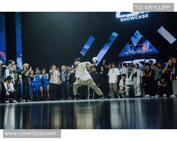 成都街舞队的中路突破之路：深度解析街舞文化与团队协作的魅力