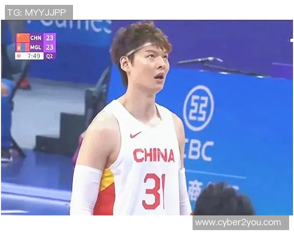 王哲林领衔中国男篮新征程展现实力与决心的精彩时刻