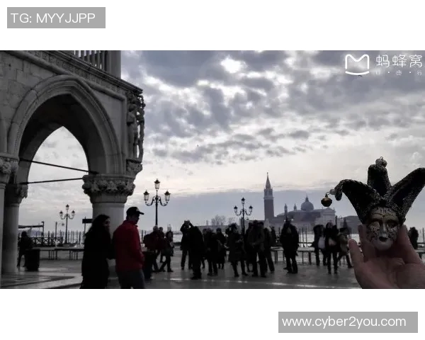 罗马与巴黎圣曼的战略对决分析与启示探讨 罗马与巴黎圣曼的战略对决分析与启示探讨